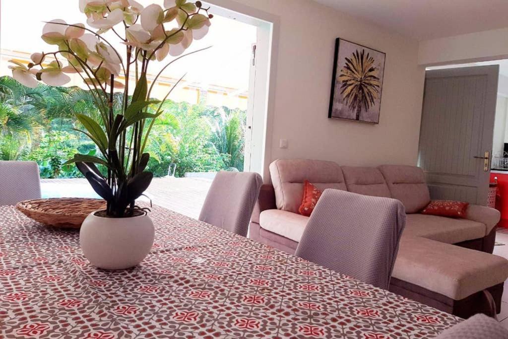 Les Orchidees Apartment Petit-Bourg Ngoại thất bức ảnh